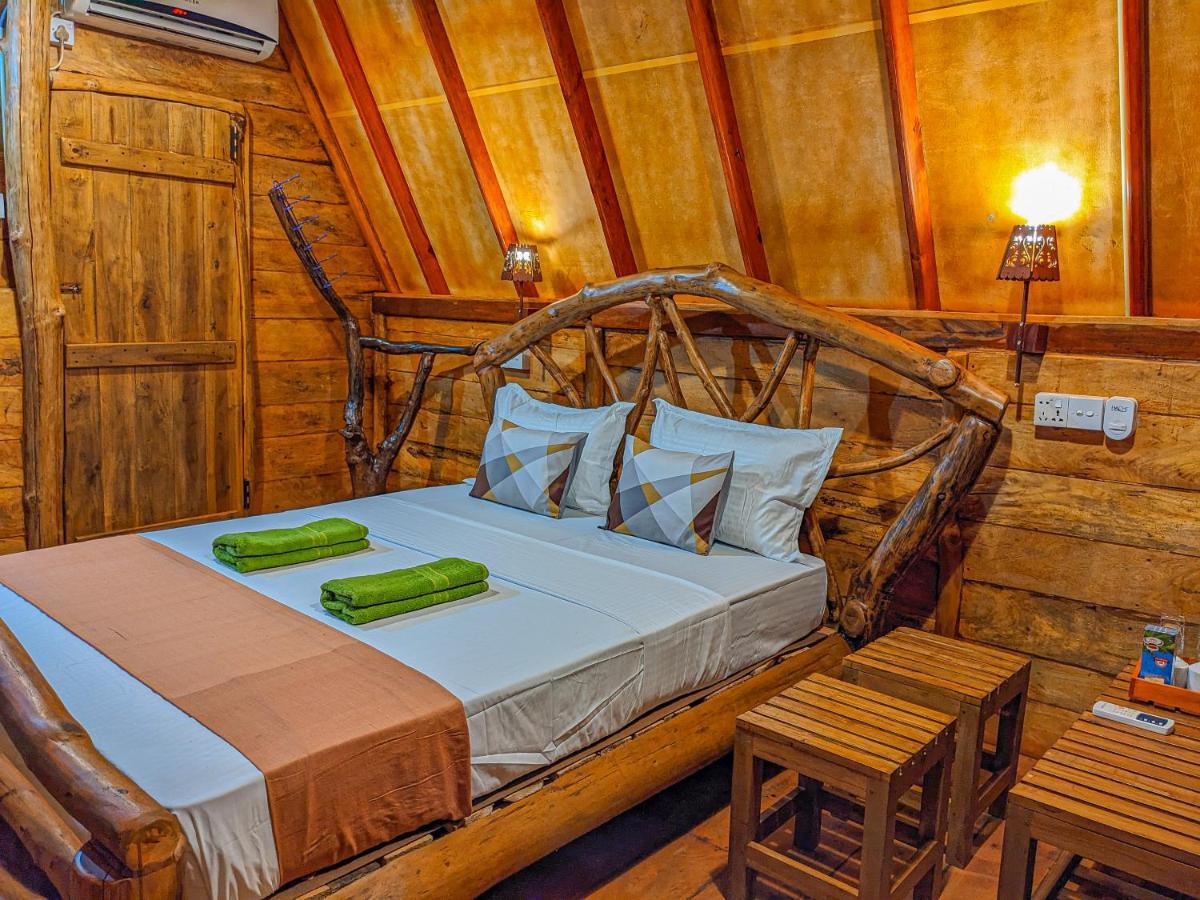 Wooden Cabana 锡吉里亚 外观 照片