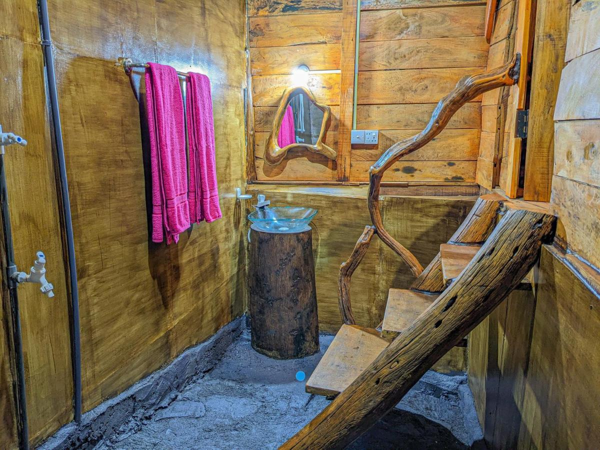 Wooden Cabana 锡吉里亚 外观 照片