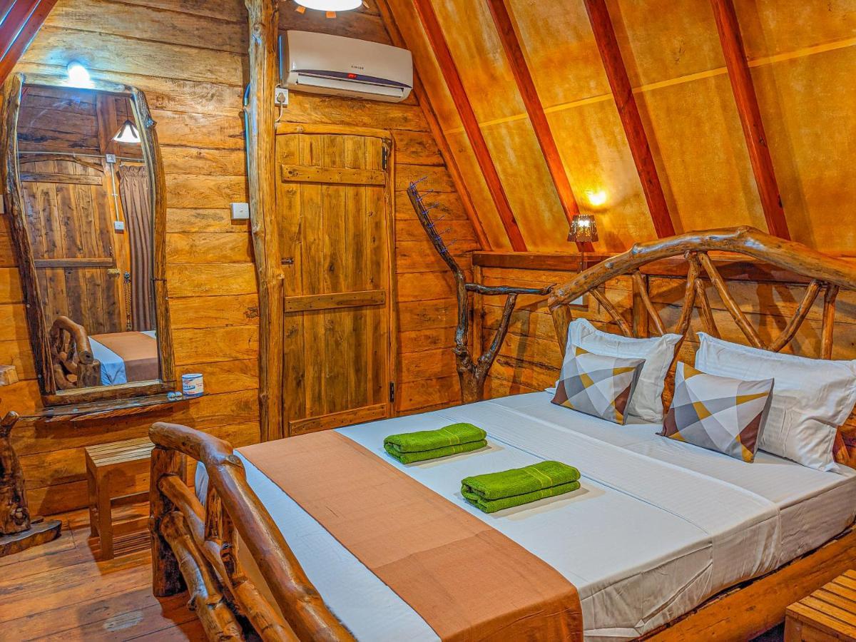 Wooden Cabana 锡吉里亚 外观 照片