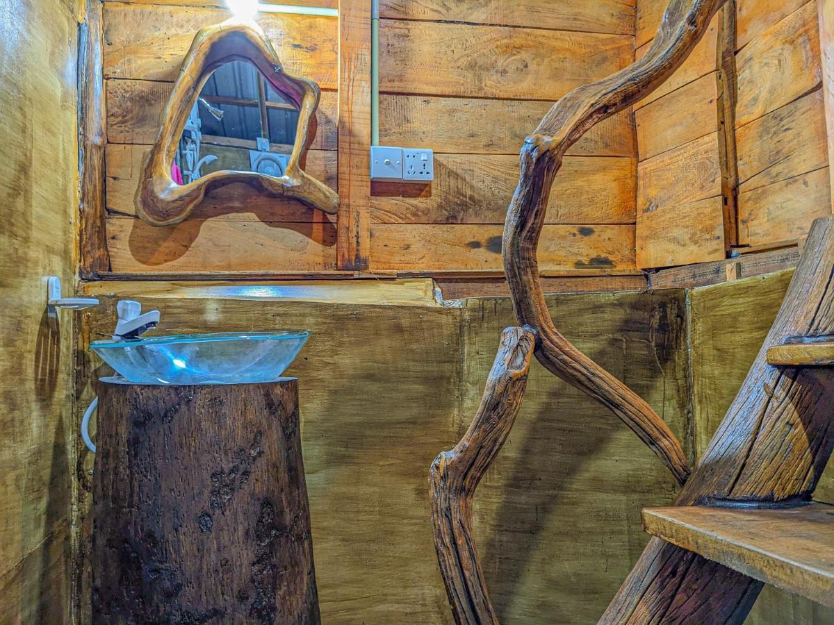 Wooden Cabana 锡吉里亚 外观 照片