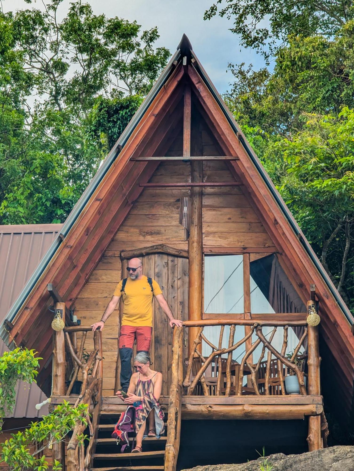 Wooden Cabana 锡吉里亚 外观 照片