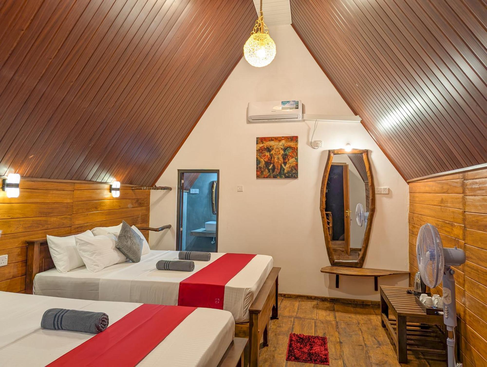 Wooden Cabana 锡吉里亚 外观 照片