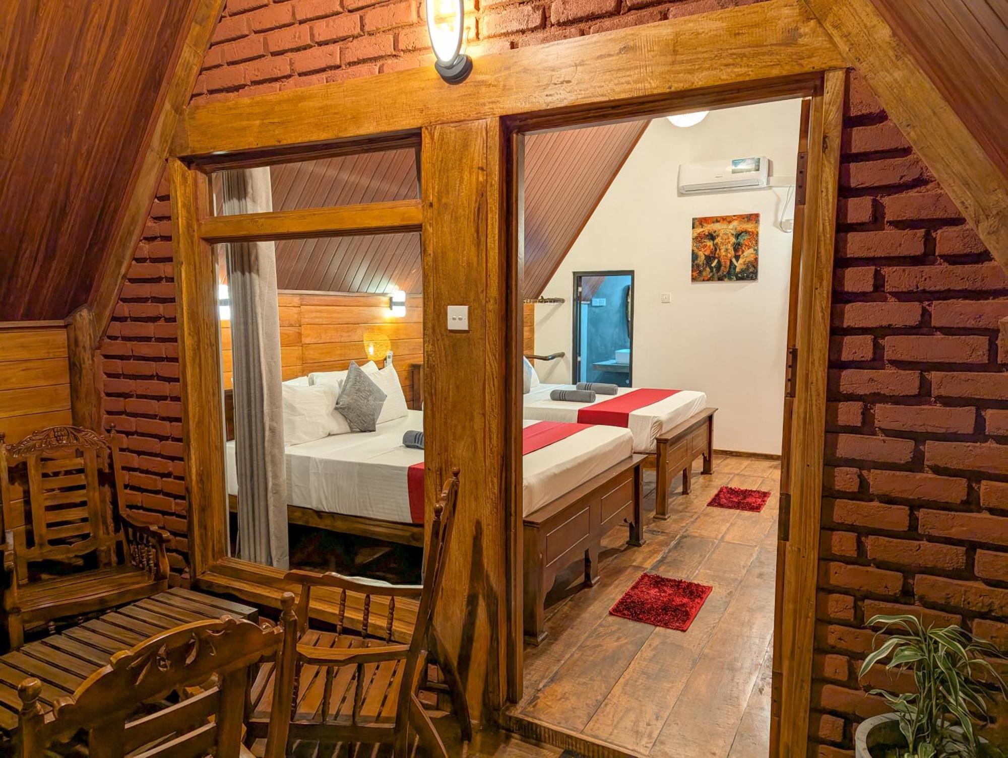 Wooden Cabana 锡吉里亚 外观 照片