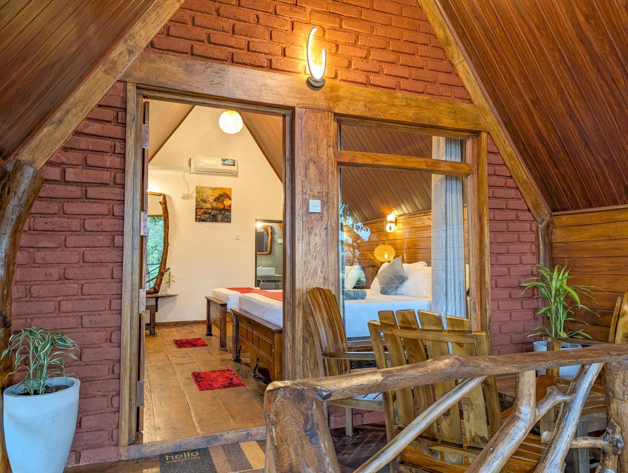 Wooden Cabana 锡吉里亚 外观 照片